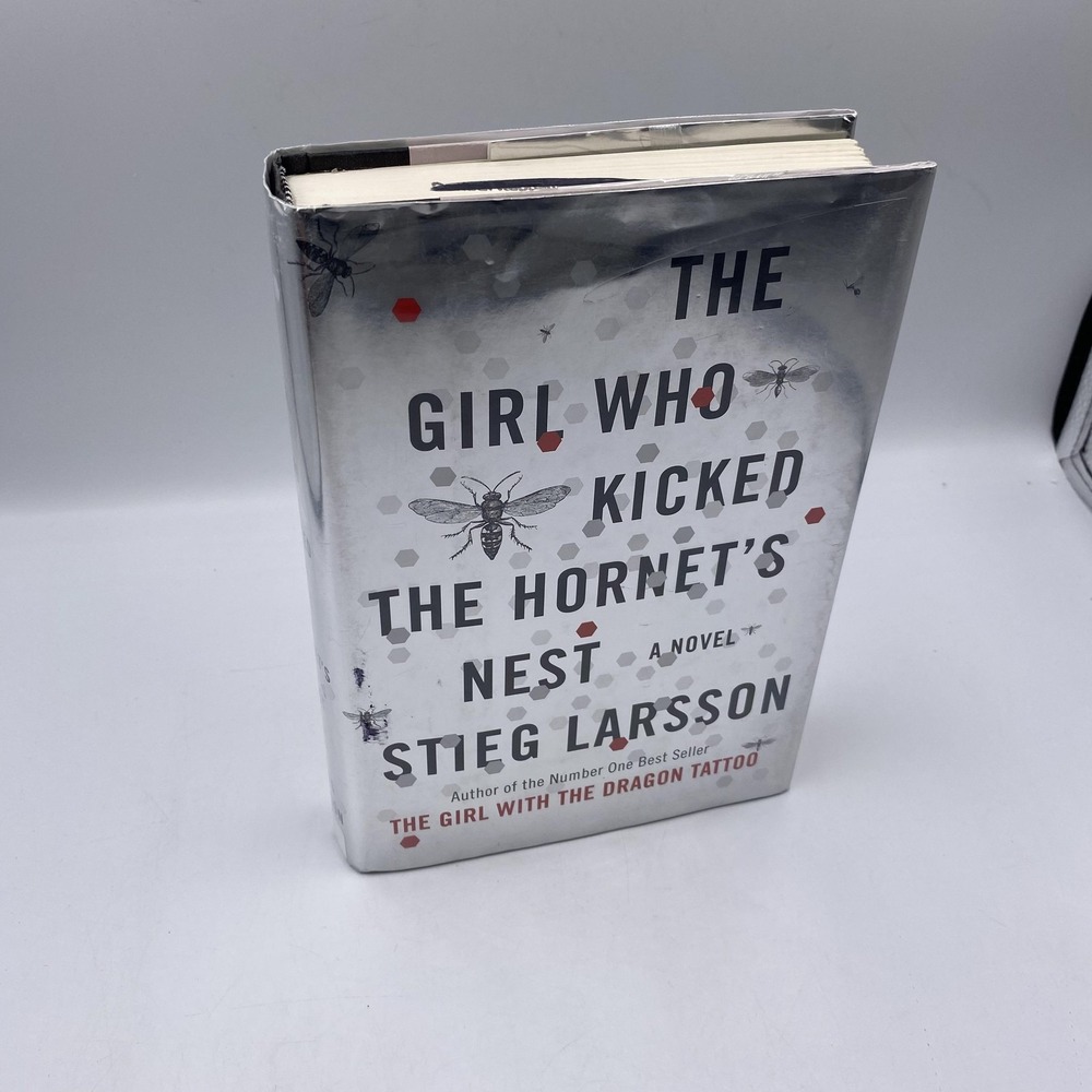 The Girl Who Kicked the‎ Hornet's Nest Stieg Larsson Hardcover Thriller Mystery